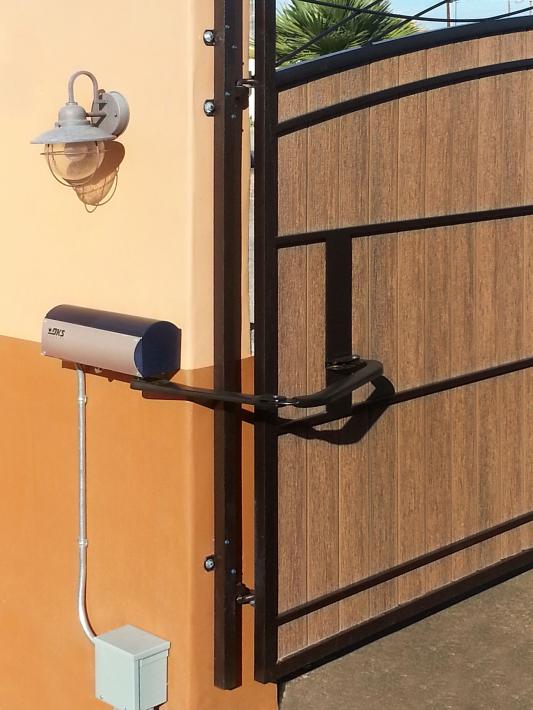 Doorking 6004 Swing Gate Operator DKS 6004 Column Mount Swing Openers