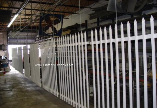 Custom Aluminum Or Wrought Iron Garden Fence and Gates