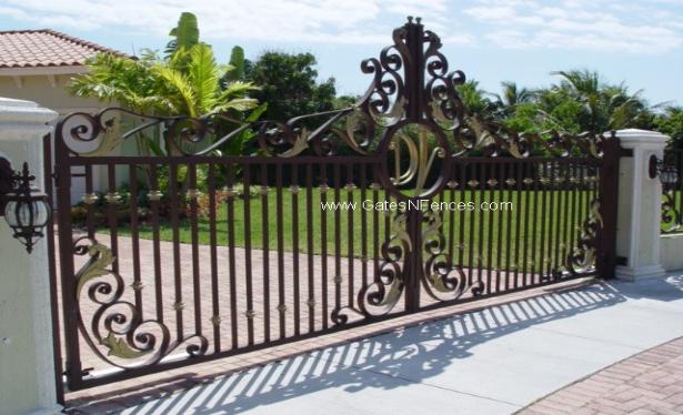 Security Drivewy Gate, It can be made in Wrought Iron or Aluminum Slide or Swing