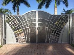 Aluminum Custom Modern Contemporary Driveway Gate