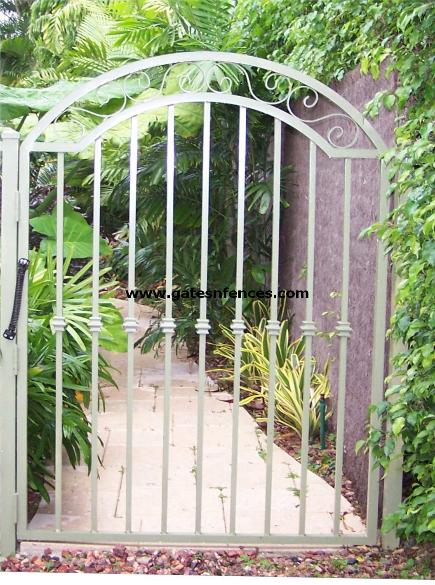Garden Gate with a simple doublr arch  