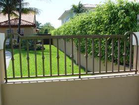 Simple Fence Design with matching gates