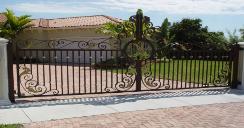 Large Driveway Sliding Gate with Gate openers 